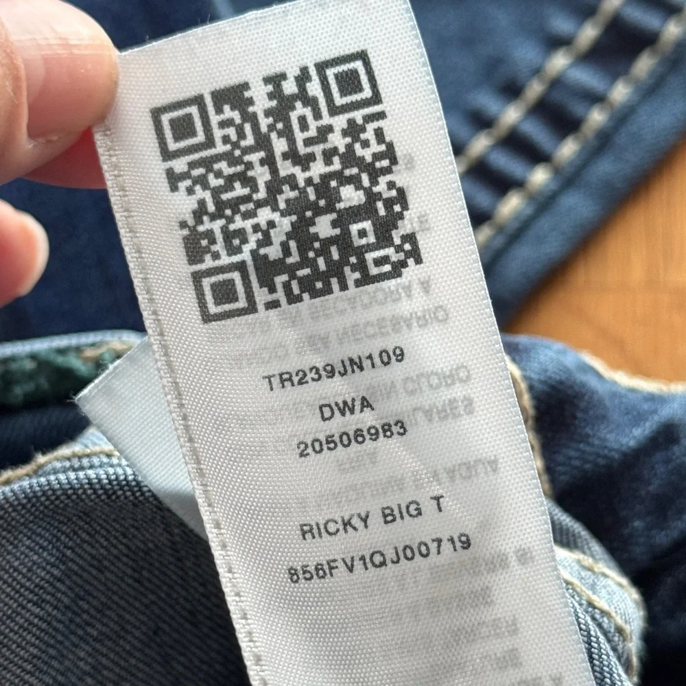 True Religion 2T Ricky Relaxed Straight Leg Jeans Unisex - Picture 8 of 11